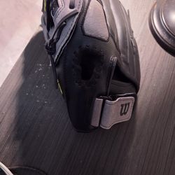 Wilson Glove For Left Hande... A360