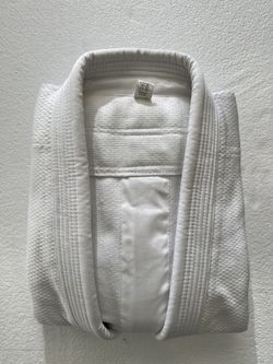 New double woven white Judo Gi (multiple sizes)