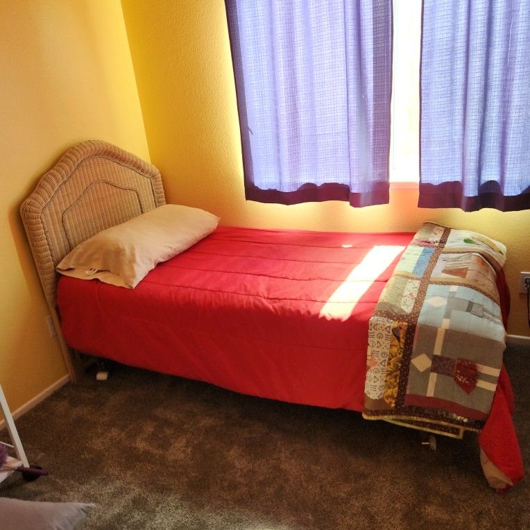 Twin Bed,