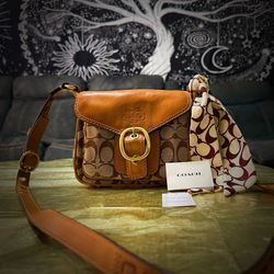 Vintage Y2K  coach Crossbody Purse