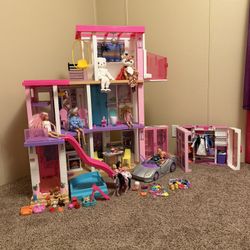 Barbie Dream house 