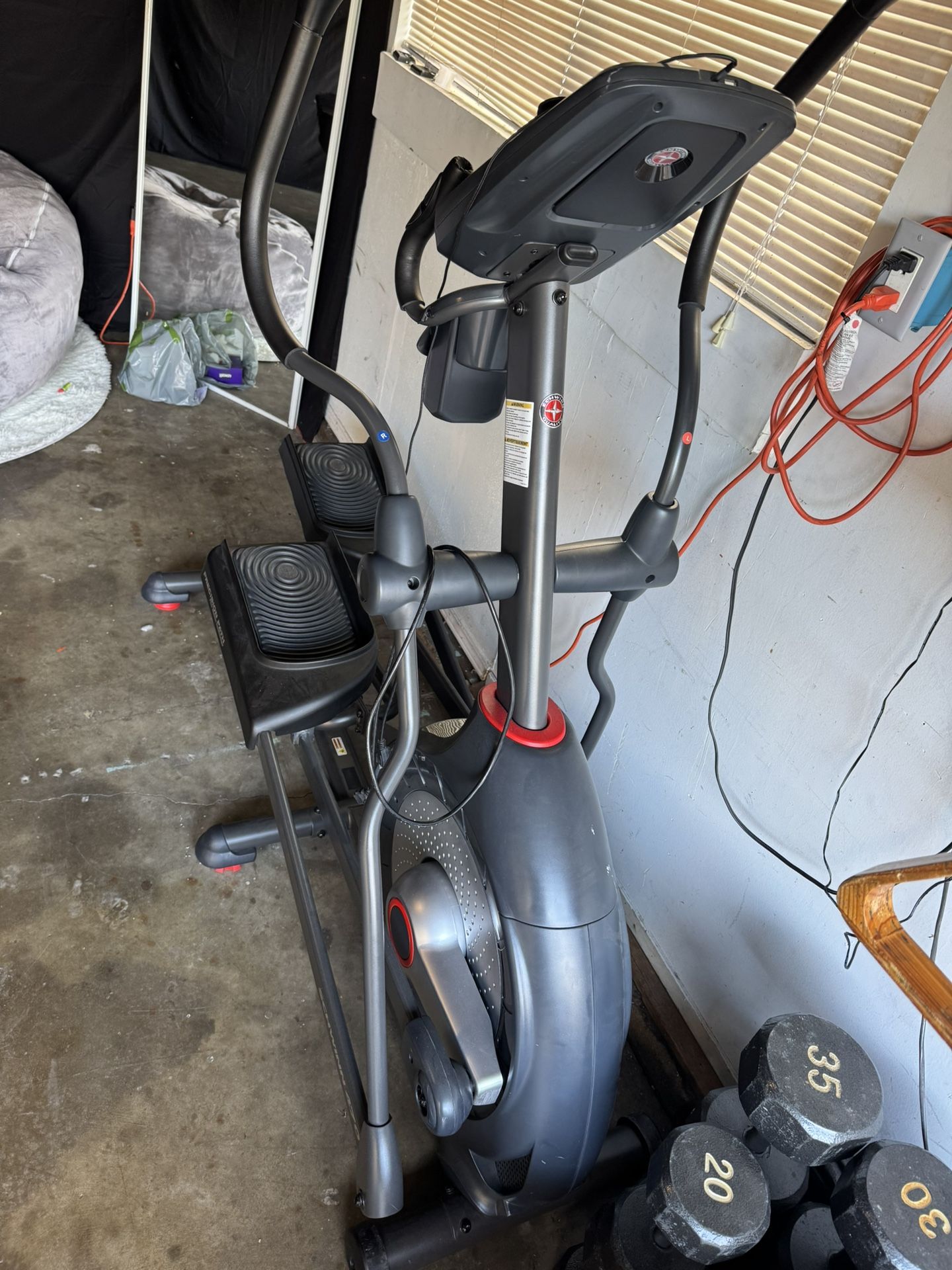 SCHWINN ELLIPTICAL 470