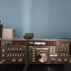 Yaesu ft736r