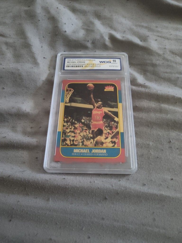 Michael Jordan 1996-97 Fleer Polychrome 10th Anniversary RC