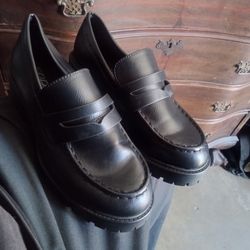 New Shoes Size 6 1/2
