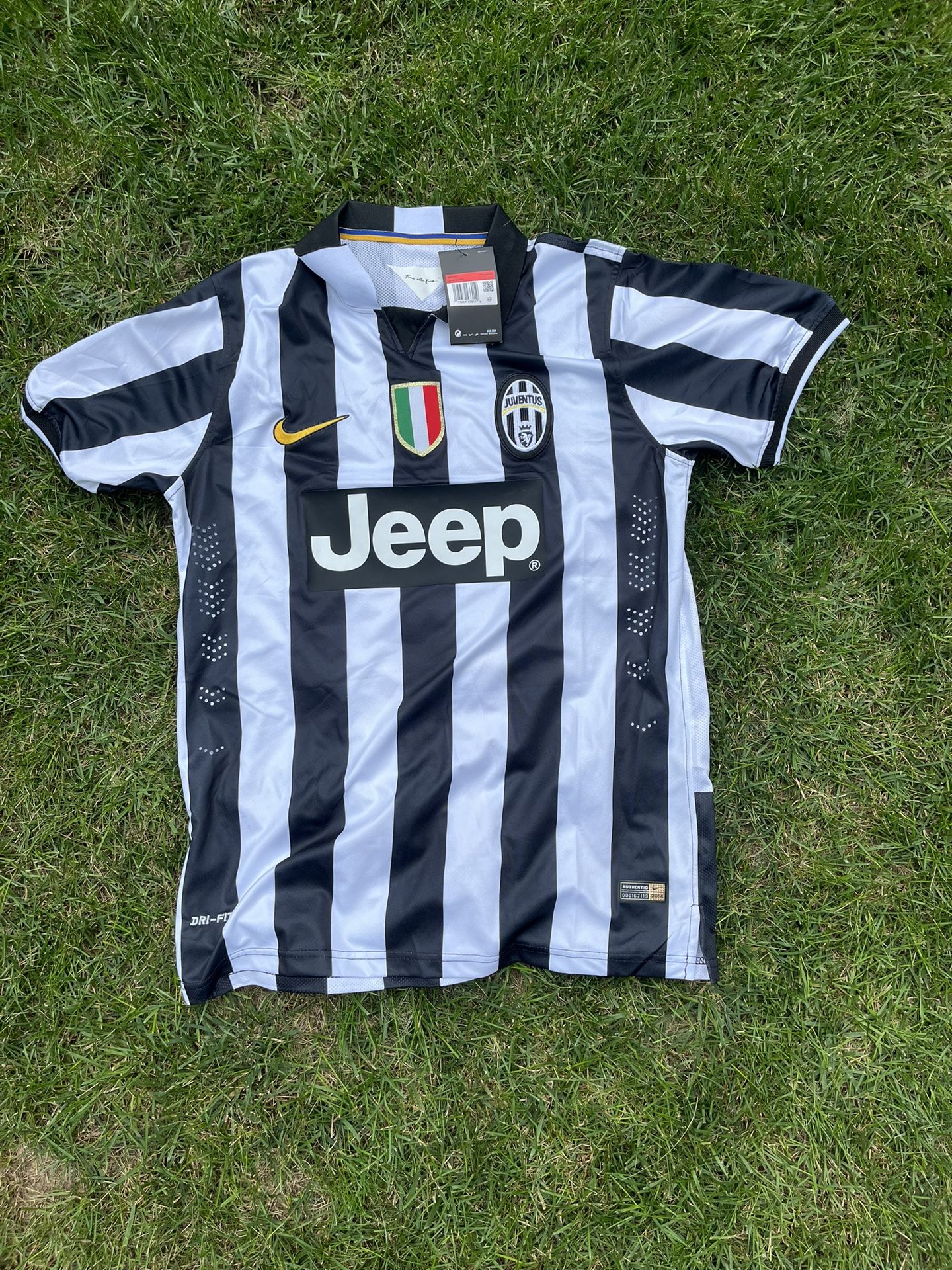 Juventus 2014/2015 Home Jersey • Pogba Size L