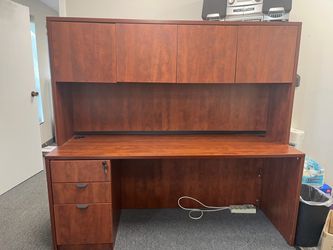 Desk with hutch