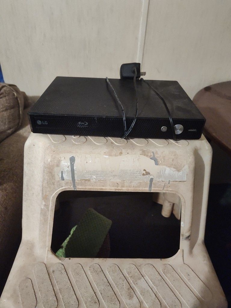 Blu-ray Player Works Well