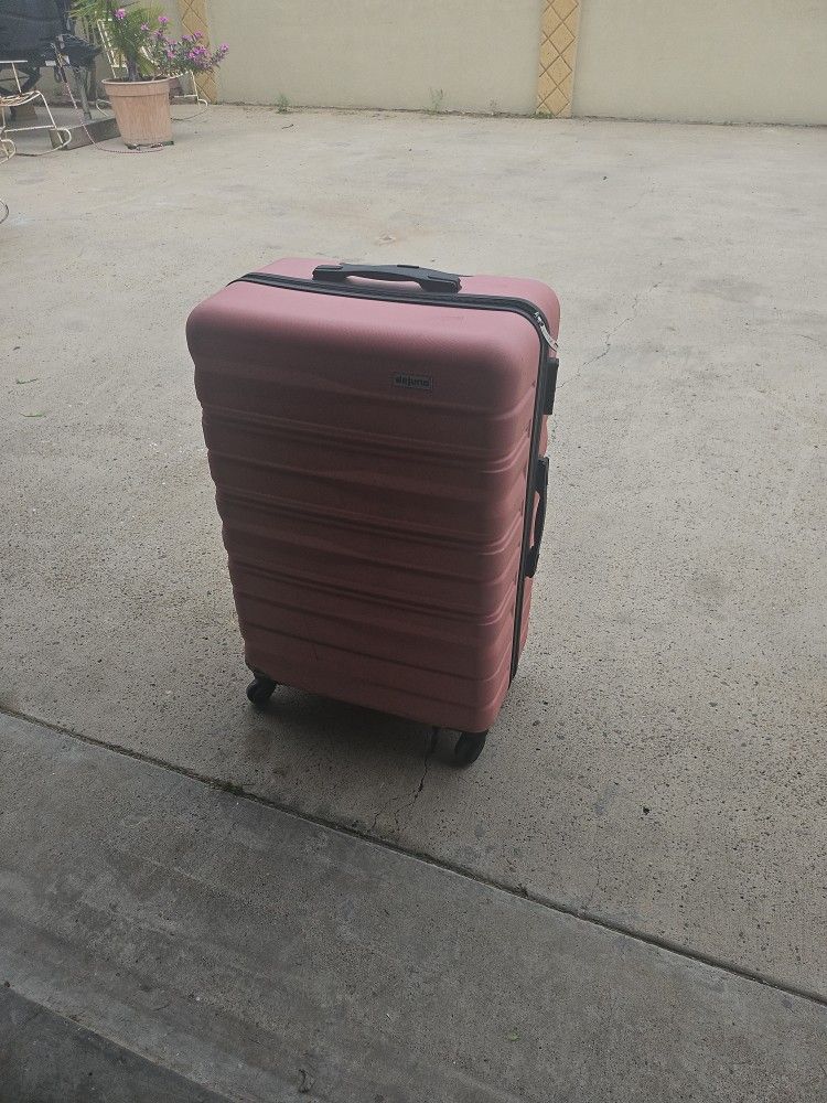 Luggage   🧳   Maleta Grande