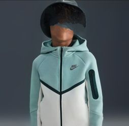 Boys Nike Tech Full-Zip Sweatshirt