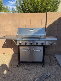 Propane grill