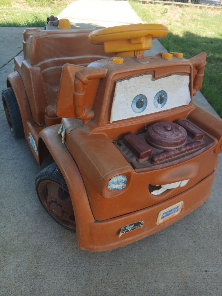 Powerwheels Tow Mater Kids Car With Battery And Charger