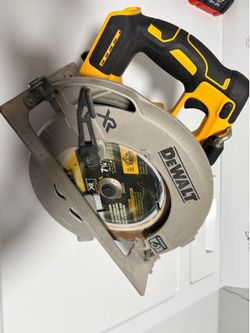 DeWalt Circular Saw