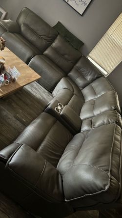 Sectional couch
