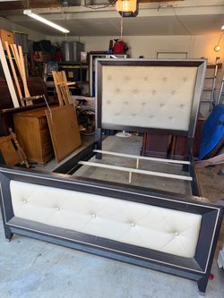 Bed frame queen size