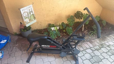 HealthRider Total Body Fitness Machine / Máquina de ejercicio