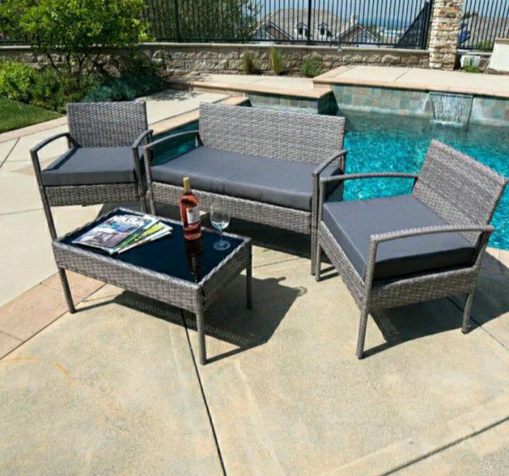 Brand new 4-piece patio furniture/ patio furniture set/outdoor furniture/muebles de patio/outdoor furniture sets. *SAME DAY DELIVERY*