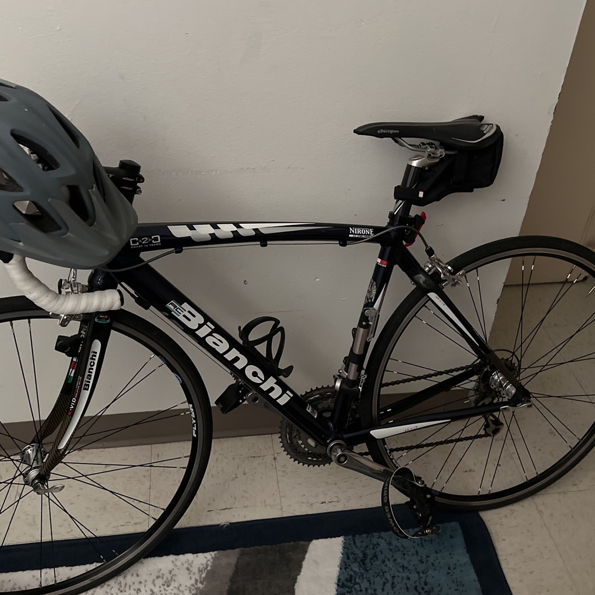 ビアンキ、コーストトゥコースト Bianchi Road Bike Coast To Coast Value At 3k