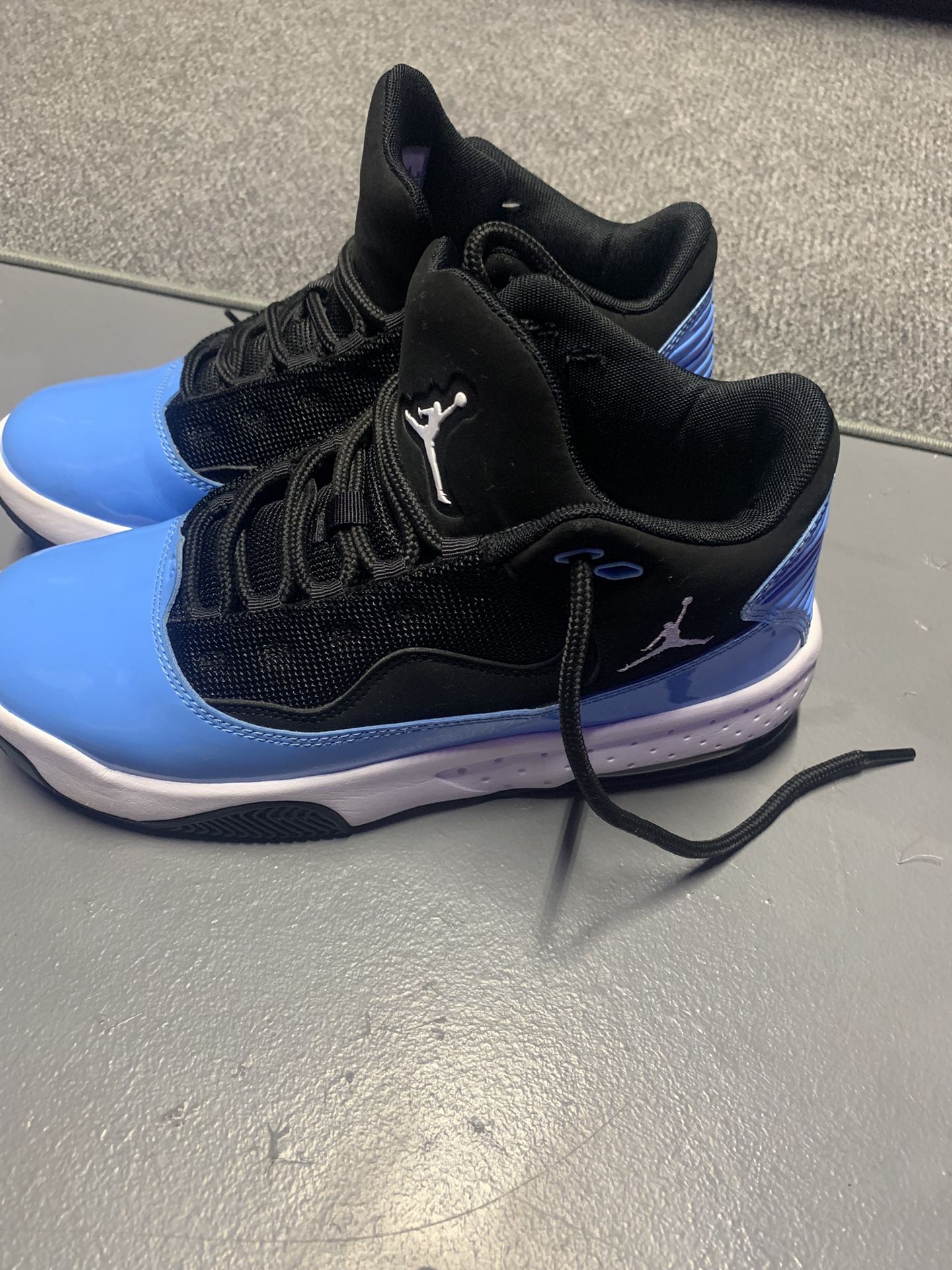Jordan Max Aura 2