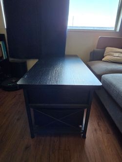 Black/Dark Foldable Table