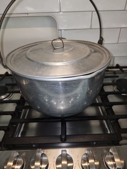 Vintage Wear Ever Pot