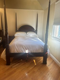 Full Size Bed