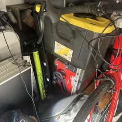 Milwaukee M18 8-1/4 in. Table Saw W/ Table Saw Stand (Tool Only)