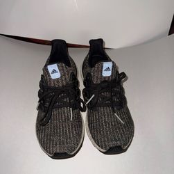 Adidas Ultraboosts Running Shoes