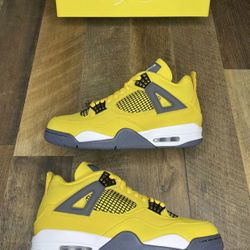 Jordan 4 (Lightning) Sz 9.5