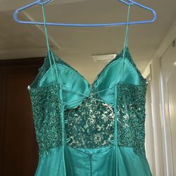Beautiful Prom/elegant Dress