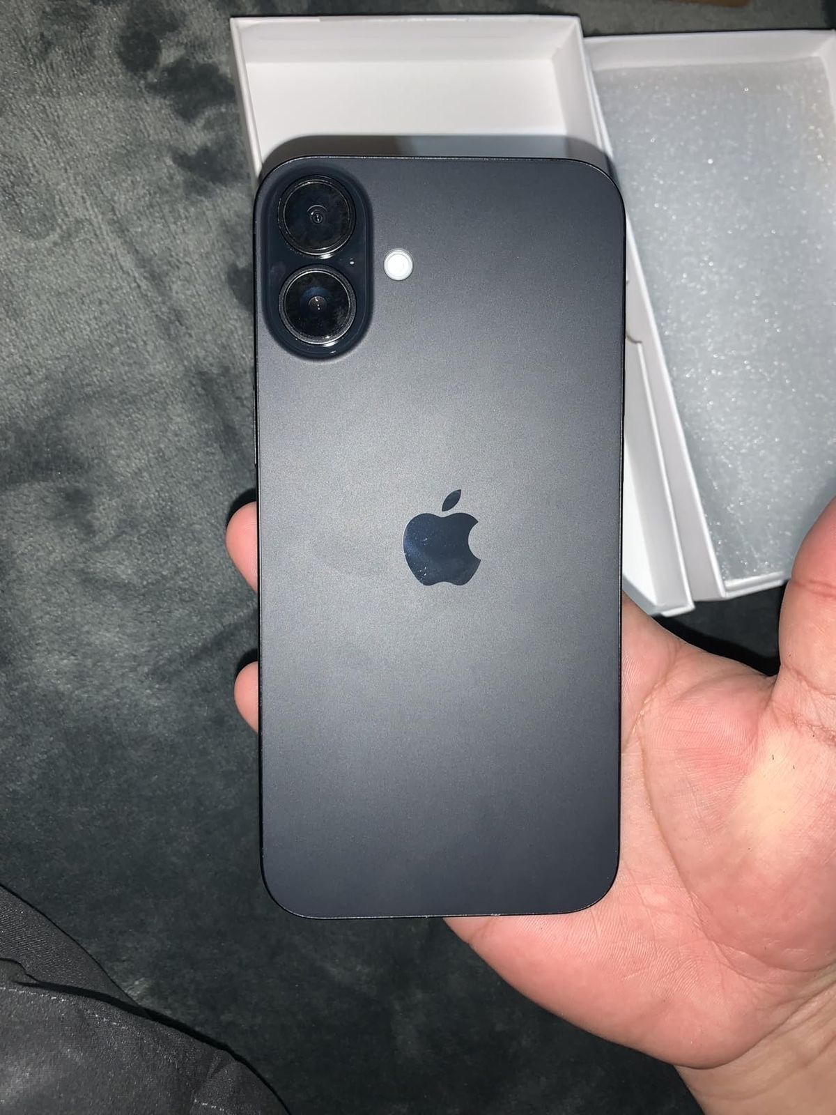 iPhone 16 Pro 