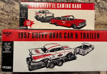 Ertl 1:25 Scale Tow Vehicle / Car and Trailer Set