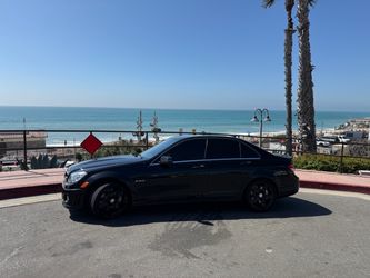 2011 Mercedes-Benz AMG C63