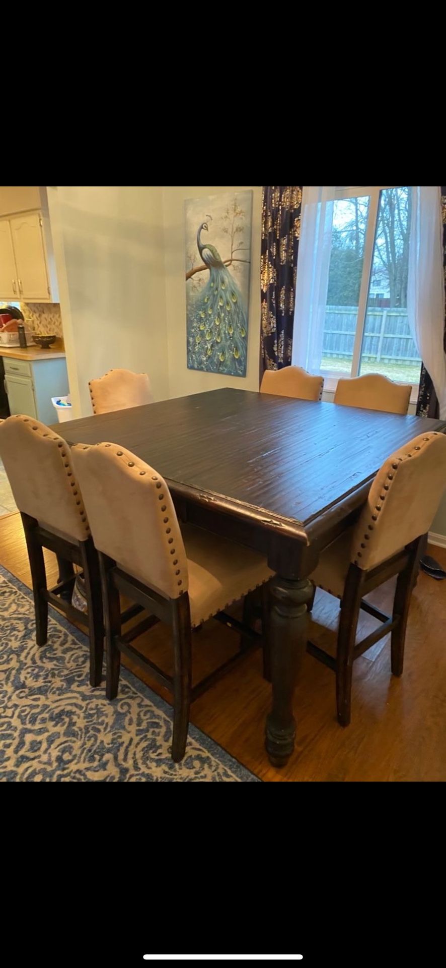 Dinning Table