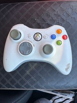 Original Xbox 360 controller (functional)