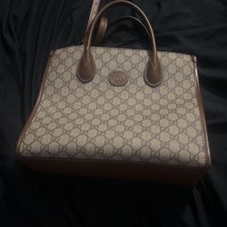 Purse G