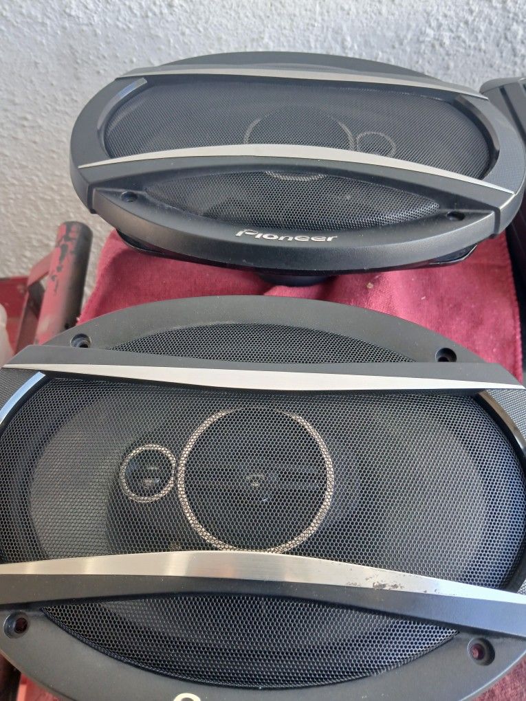 Pioneer 