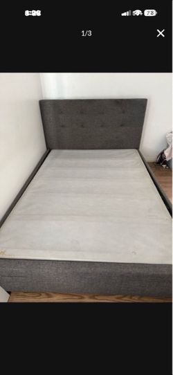 Full size bed and spring box
