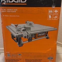 RIDGID 7 In. Table Top Wet Tile Saw