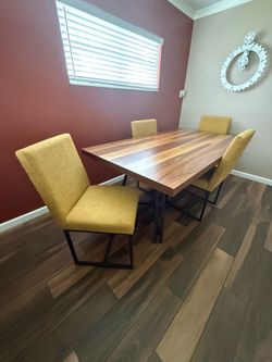 Dining Table - 4 chairs