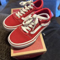 11C Red/white Vans 