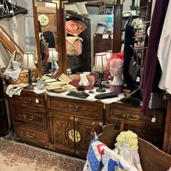 Queen Size Bedroom Set