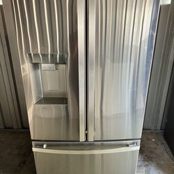 For sale kenmore refrigerator with 3 months warranty