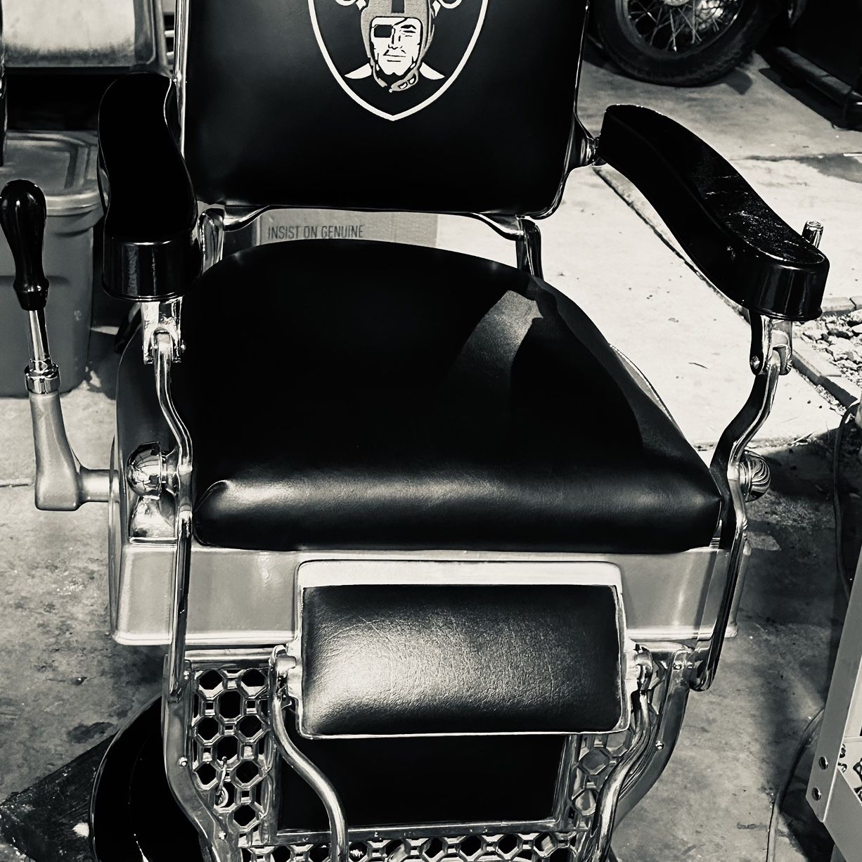 1910 Barber Chair