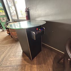 VINTAGE VIDEO ARCADE LOADED WITH CLASSIC GAMES MARIO BROS DONKEY KONG 