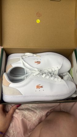 Woman shoes Lacoste size 7