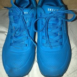 Women's Size 6 Skechers