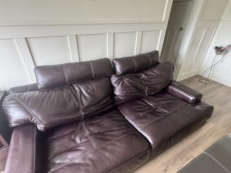 Luxury Dania W.Schillig Leather Couch + Matching Coffee Table