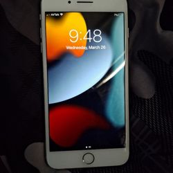 White IPHONE 7 PLUS 128 GB UNLOCKED ANY CARRIES RRFURBIHED 