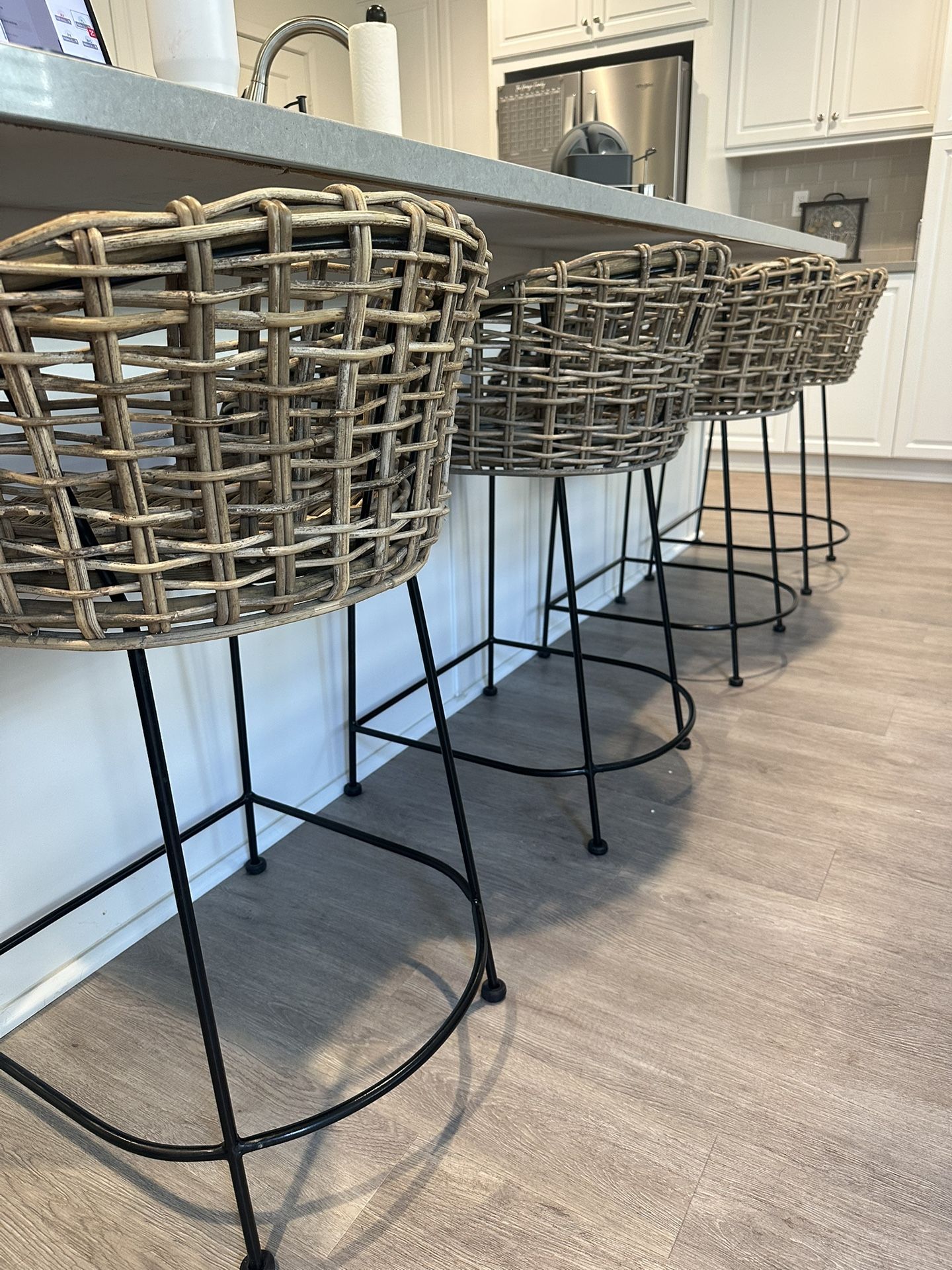 2 Counter Height Bar Stools